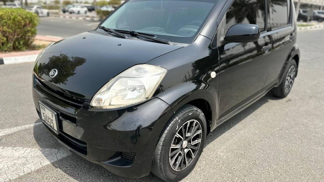 DAIHATSU SIRION-2014